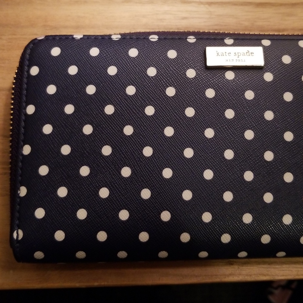 Kate Spade Leather Polka dot wallet